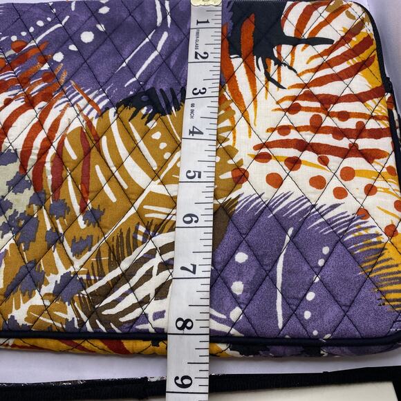 $10 SALE Vera Bradley Painted Feathers Padded Tablet Sleeve 11" Retired Print - Picture 6 of 7